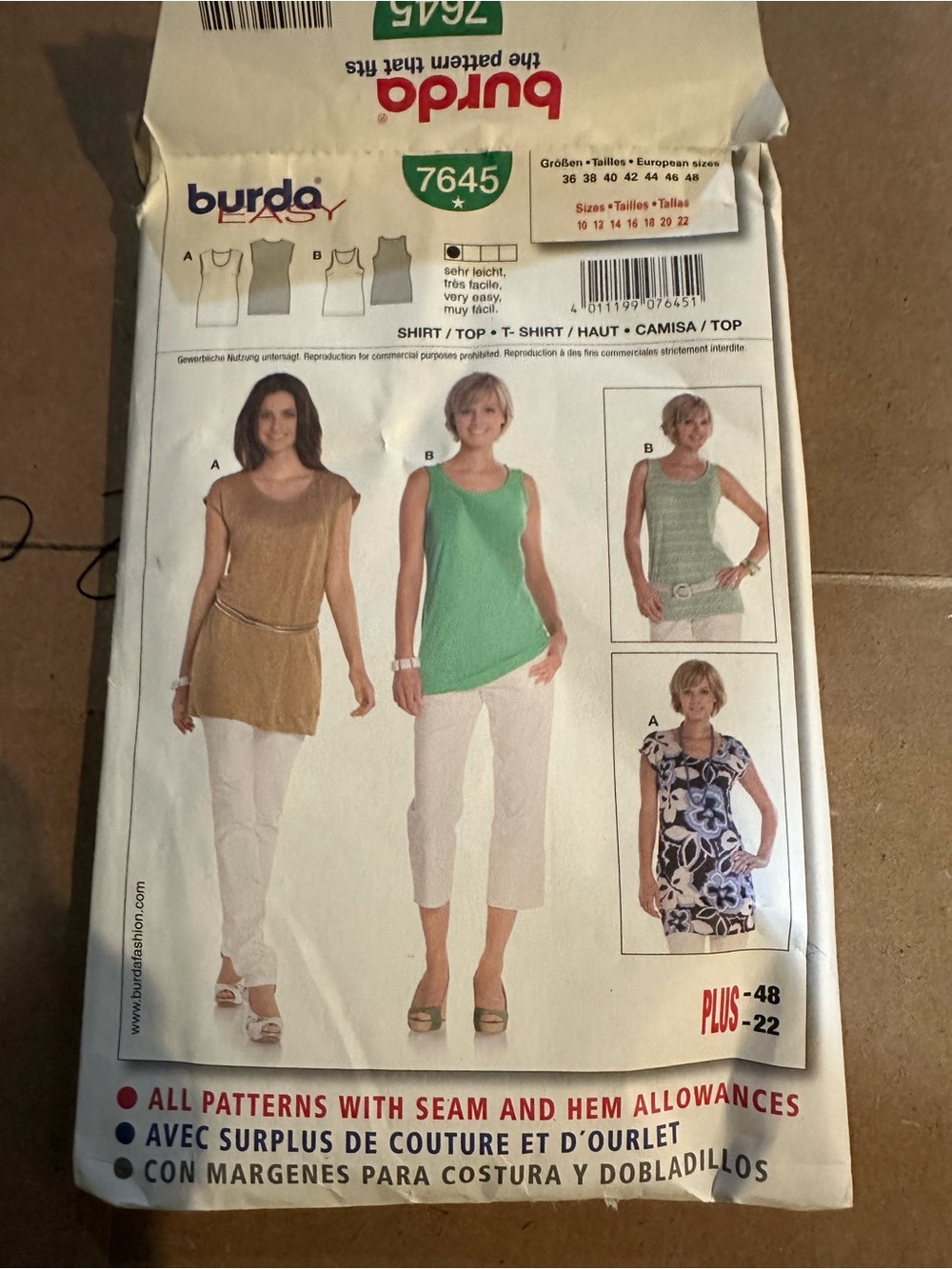Sleeveless & Short-Sleeve Women’s Tops Pattern - Green & Gold Options